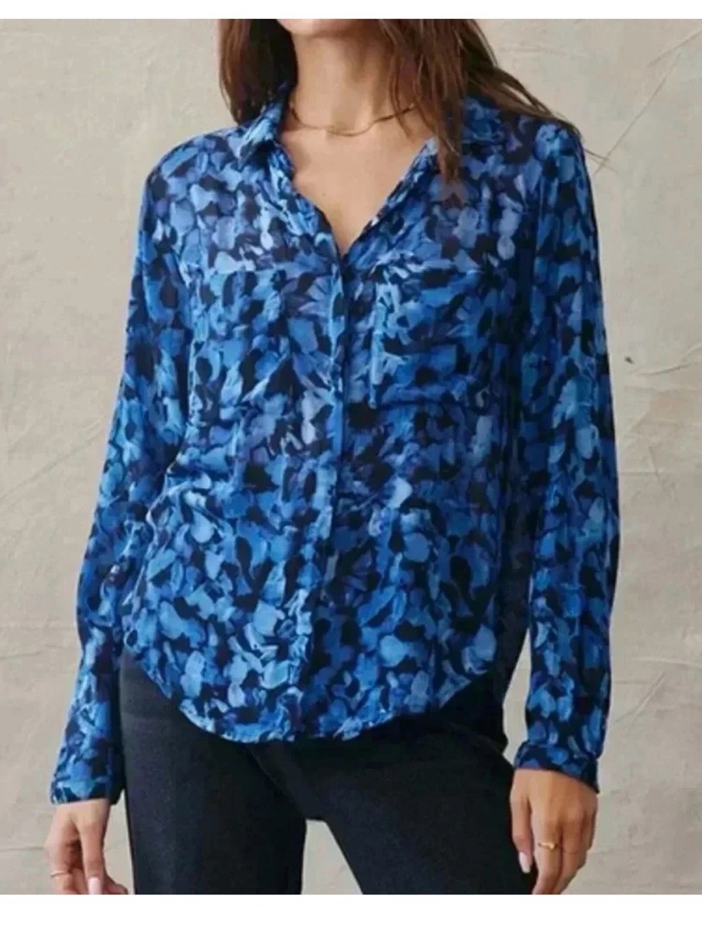 bella Dahl Blue Floral Print Button-Up Blouse